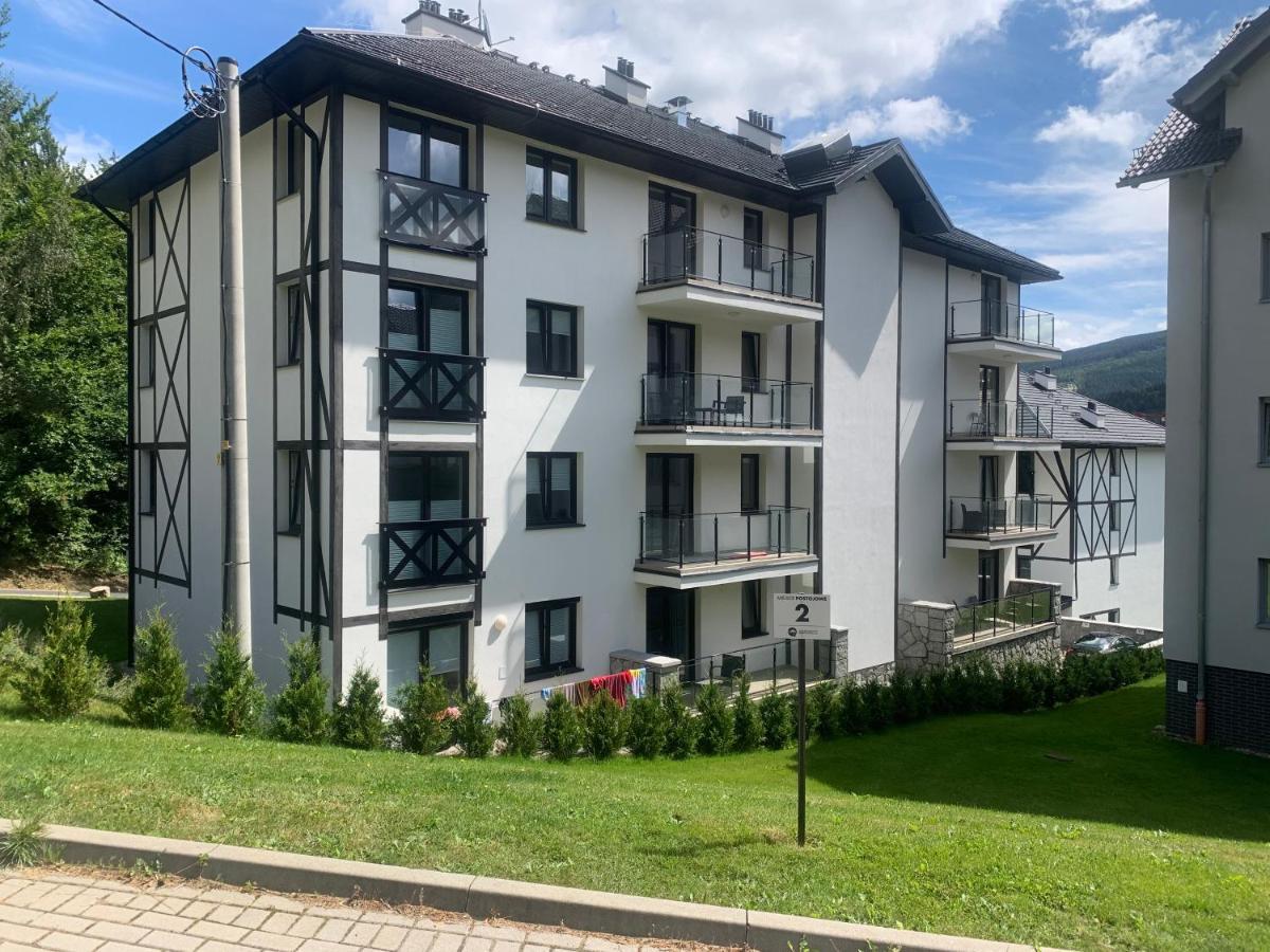 15 By Piano Apartment *